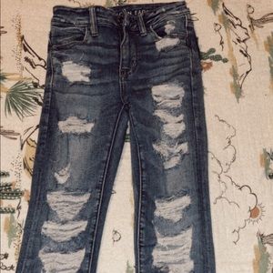American Eagle Distressed Skinny Jeans!